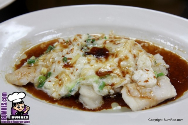 ร้านอาหารอร่อย Kum Loung กั้ม หล่ง