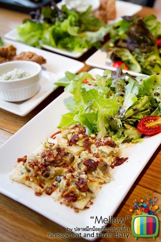 ร้านอาหารอร่อย Mellow Restaurant & Bar ร้านอาหารอร่อย Mellow Restaurant & Bar